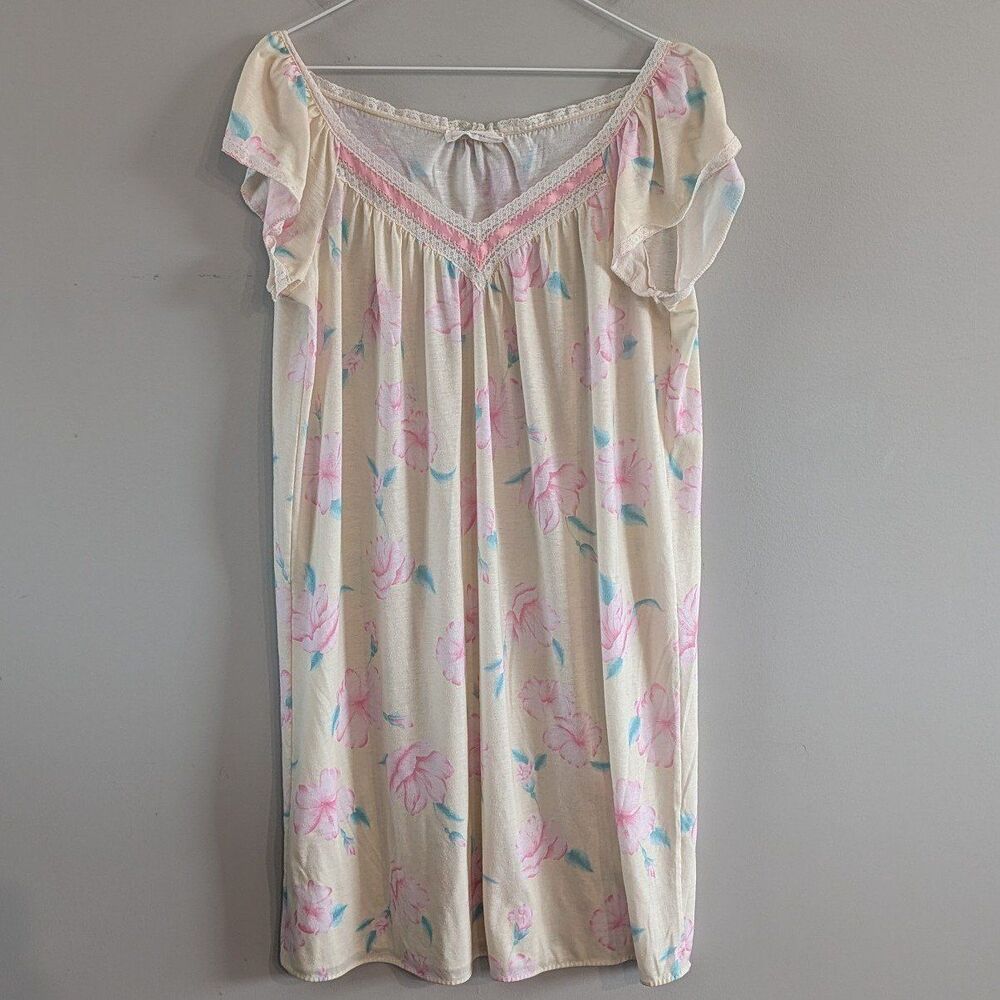 Women's Vintage Komar Floral Nightgown House Dress Flutter Sleeves Lace Trim M/L
